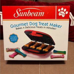 NIB Sunbeam gourmet dog treat maker